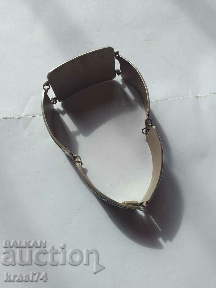 Bracelet with price 20.00 BGN | € 10.23 Bracelet with price 20.00 BGN | € 10.23