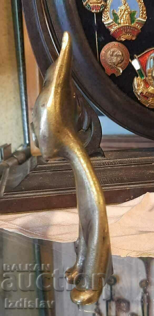 Auction  Bronze sculpture, cat