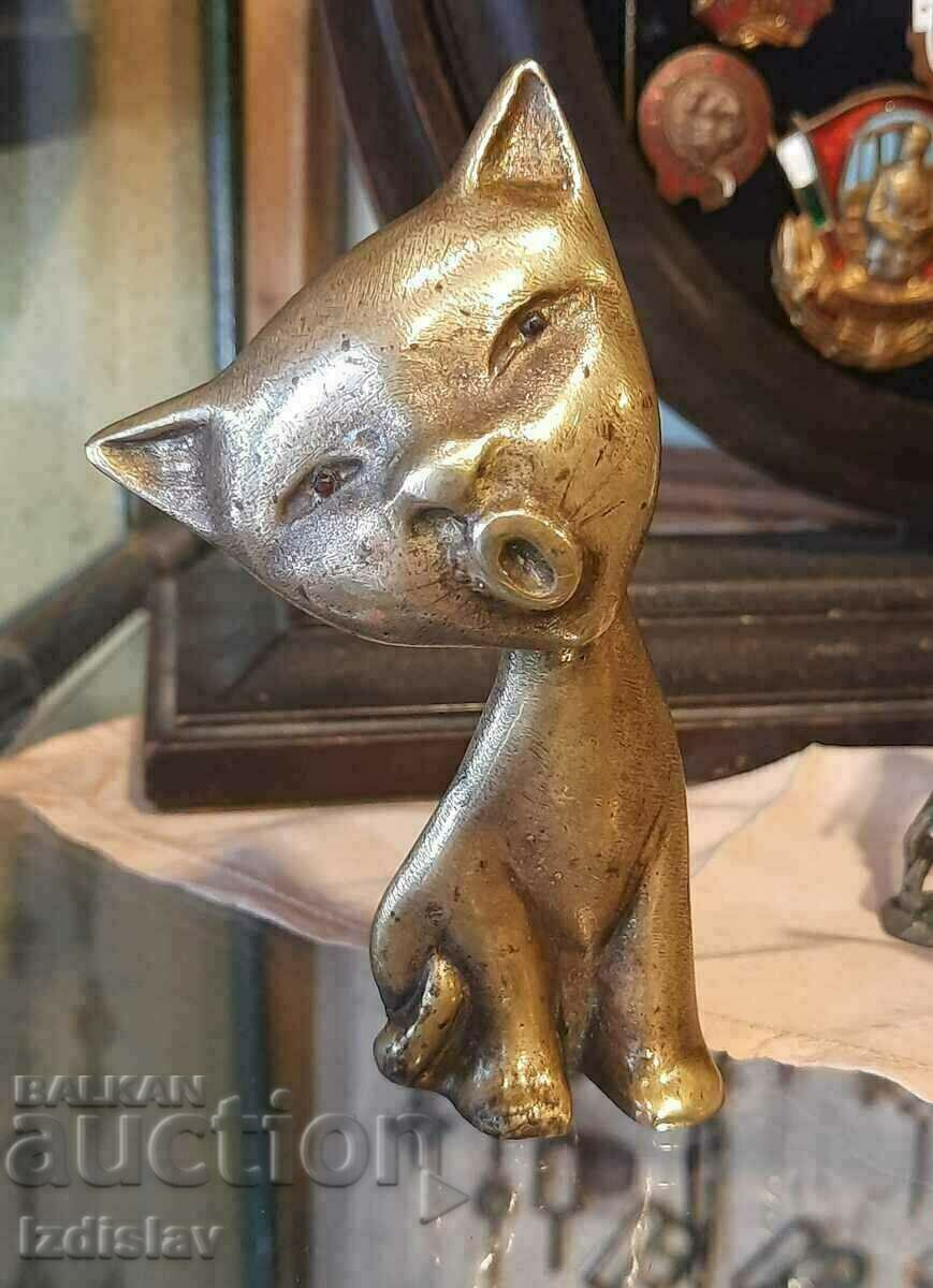Bronze sculpture, cat