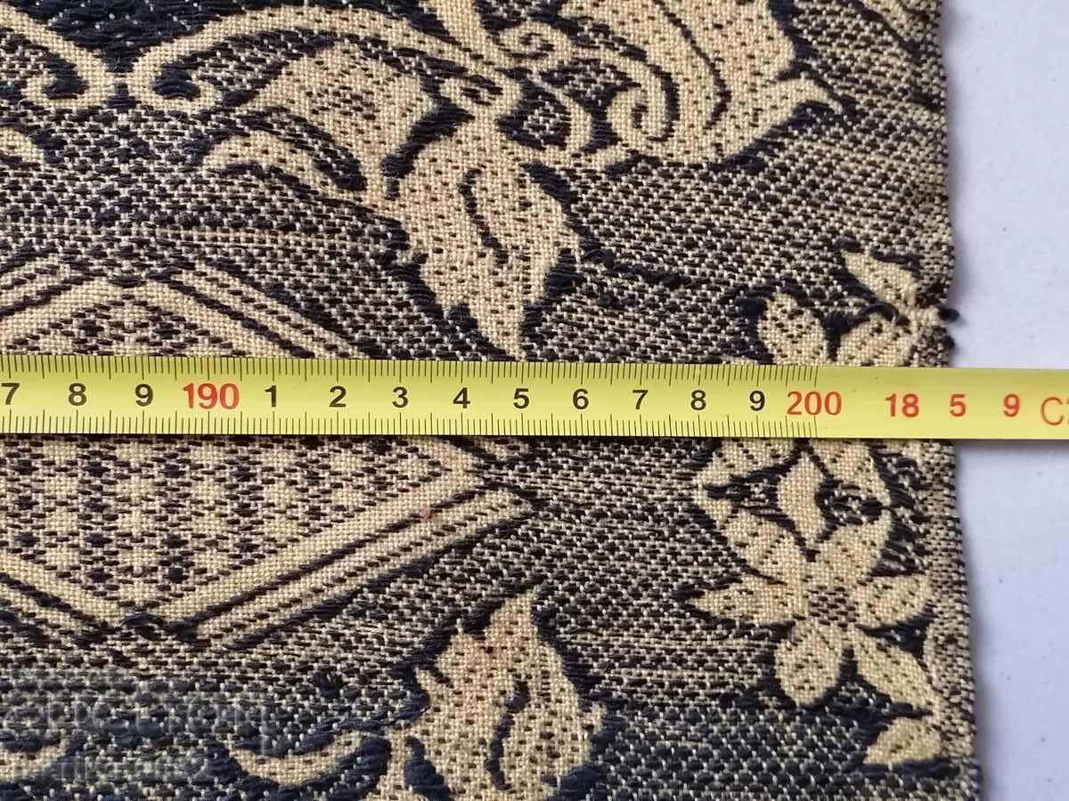 Delivery of Wool woven bedspread cover lace UNUSED Delivery of Wool woven bedspread cover lace UNUSED