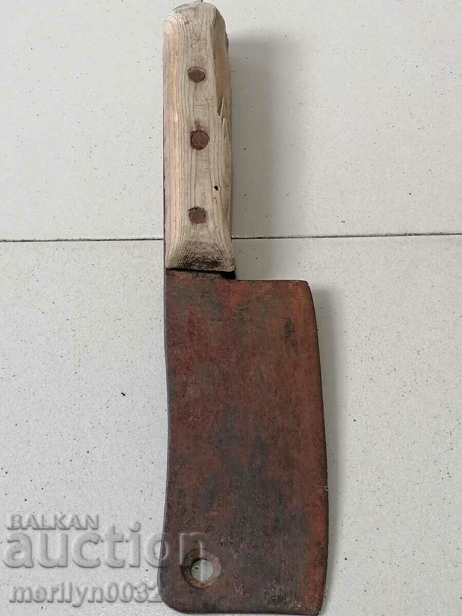 Cleaver vechi, topor, topor cu preț 47.00 BGN | € 24.03 Cleaver vechi, topor, topor cu preț 47.00 BGN | € 24.03