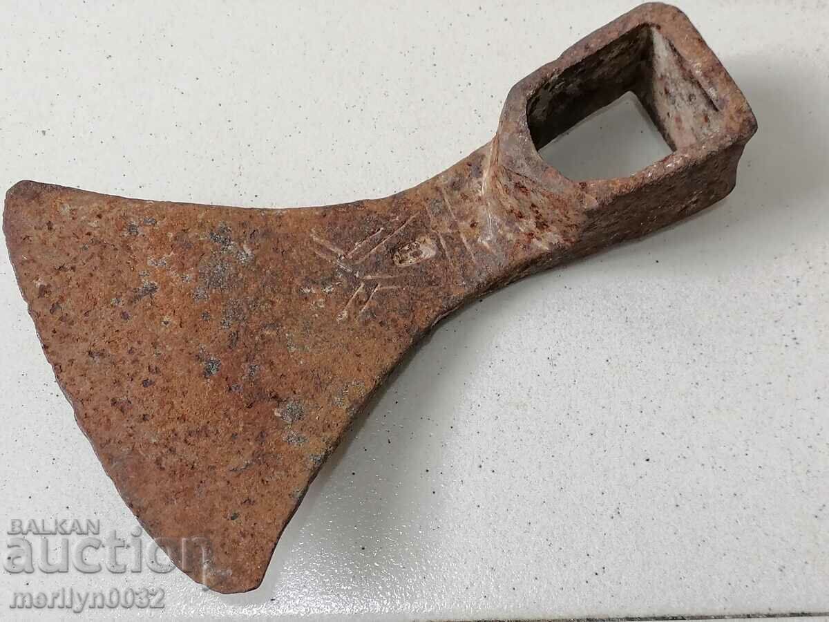 Forged chap, hoe, agricultural instrument, wrought iron with price 47.00 BGN | € 24.03 Forged chap, hoe, agricultural instrument, wrought iron with price 47.00 BGN | € 24.03