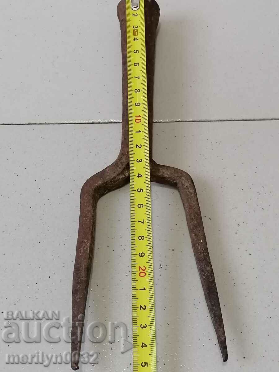 Μεταλλικό αμόνι για κάρφωμα μαλλιών σφυρήλατο σίδερο - 6 Μεταλλικό αμόνι για κάρφωμα μαλλιών σφυρήλατο σίδερο - 6