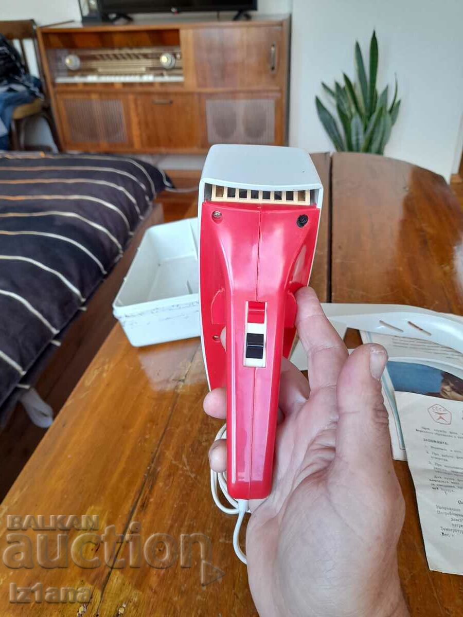 Delivery of Old hair dryer Surprise