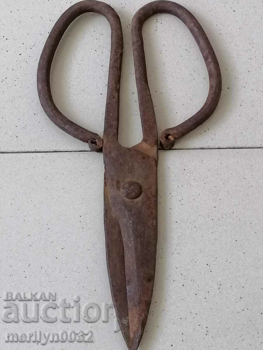 Vintage wrought iron scissors with price 54.00 BGN | € 27.61 Vintage wrought iron scissors with price 54.00 BGN | € 27.61