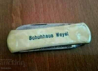 Small collectible folding knife Small collectible folding knife