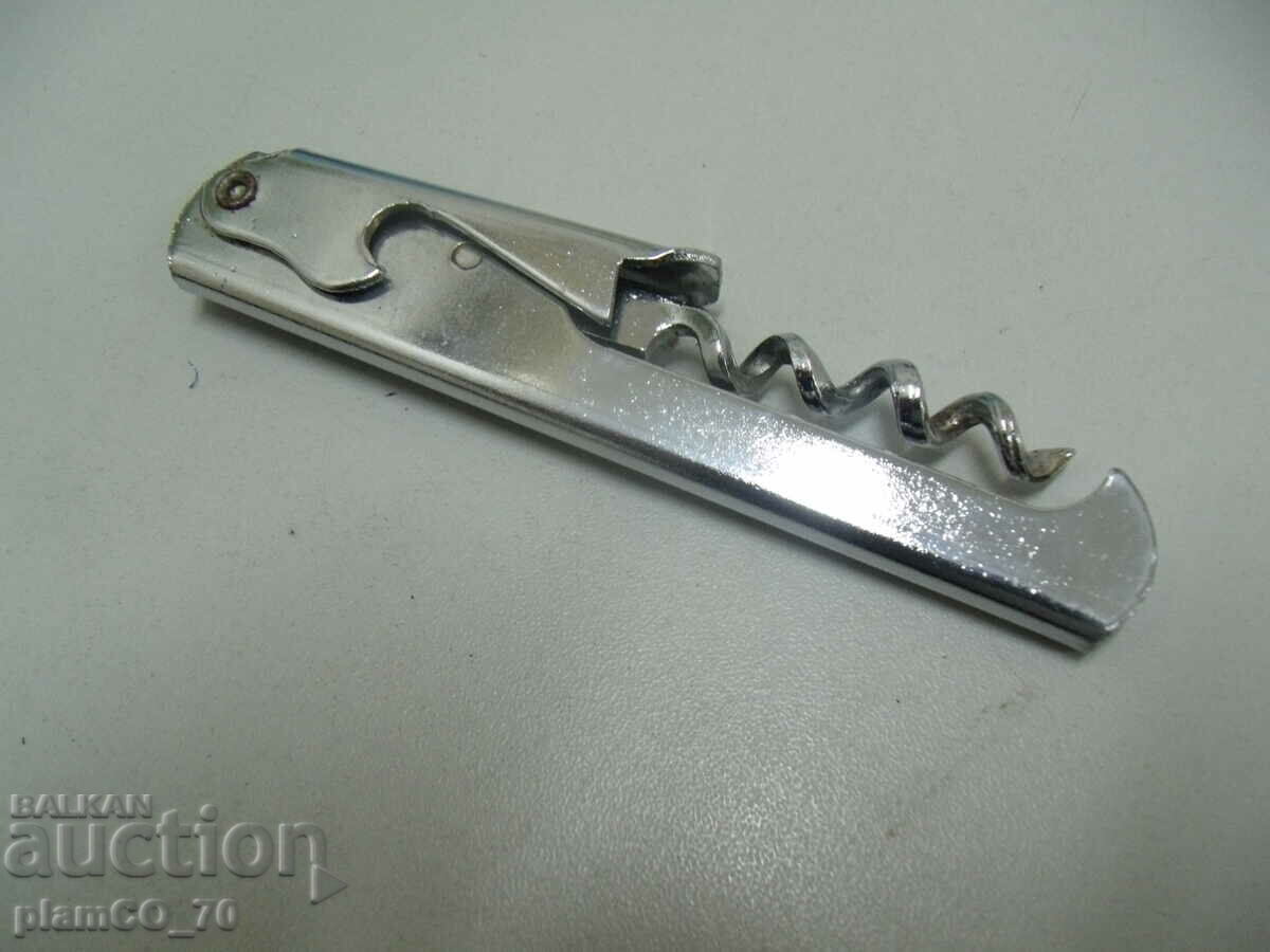 Auction #*6590 old metal corkscrew opener Auction #*6590 old metal corkscrew opener
