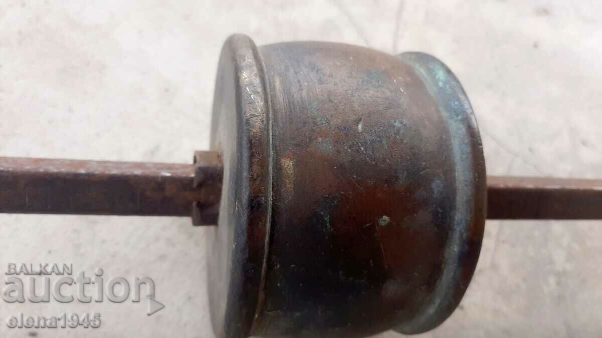 Old scale with price 84.00 BGN | € 42.95 Old scale with price 84.00 BGN | € 42.95