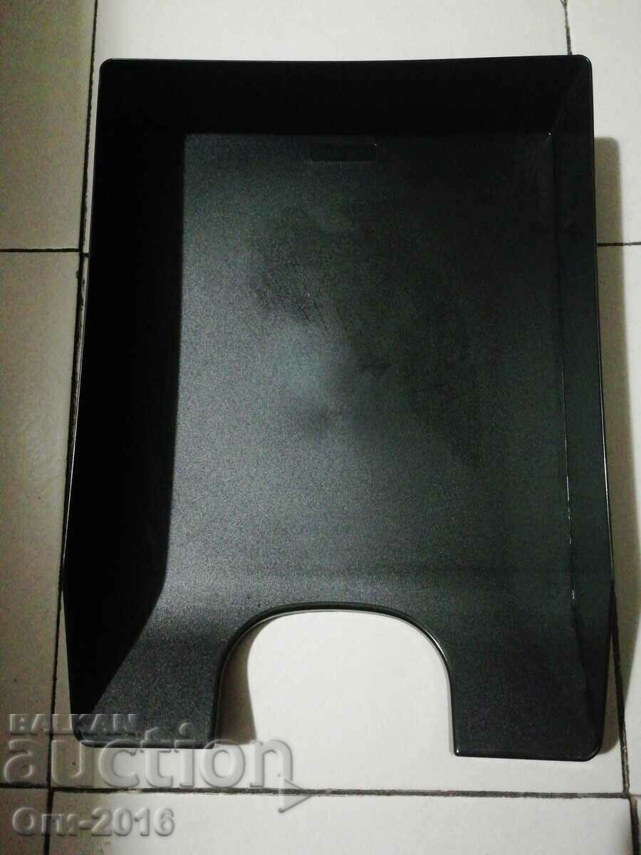 Delivery of Document tray horizontal A4-C4