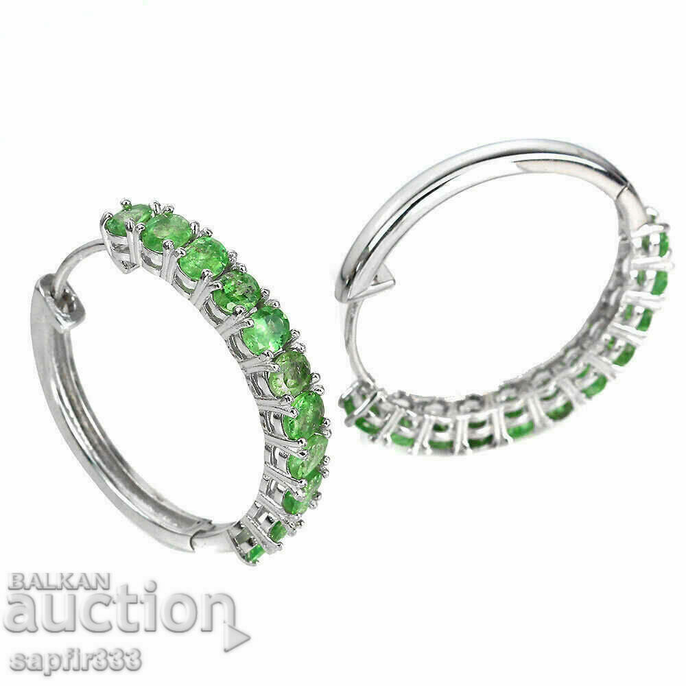 Auction LUXURY EARRINGS WITH RARE NATURAL TSAVORITE GARNETS Auction LUXURY EARRINGS WITH RARE NATURAL TSAVORITE GARNETS
