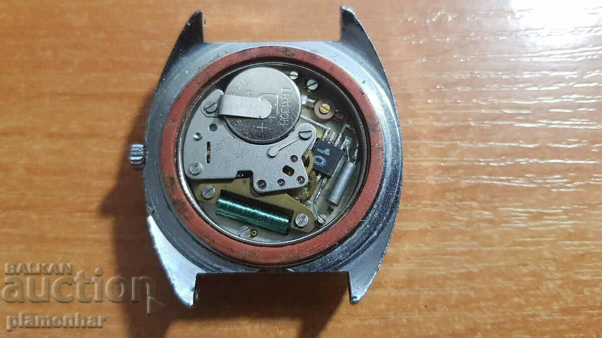 Auction Ruhla quartz Auction Ruhla quartz