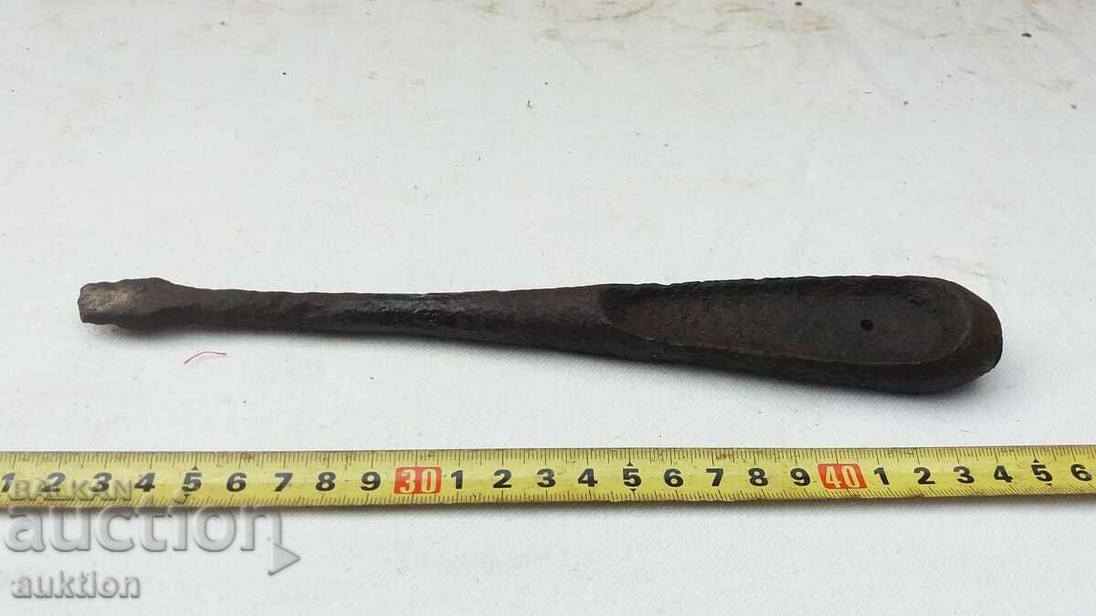 MASSIVE MILITARY SCREWDRIVER with price 3.99 BGN | € 2.04 MASSIVE MILITARY SCREWDRIVER with price 3.99 BGN | € 2.04