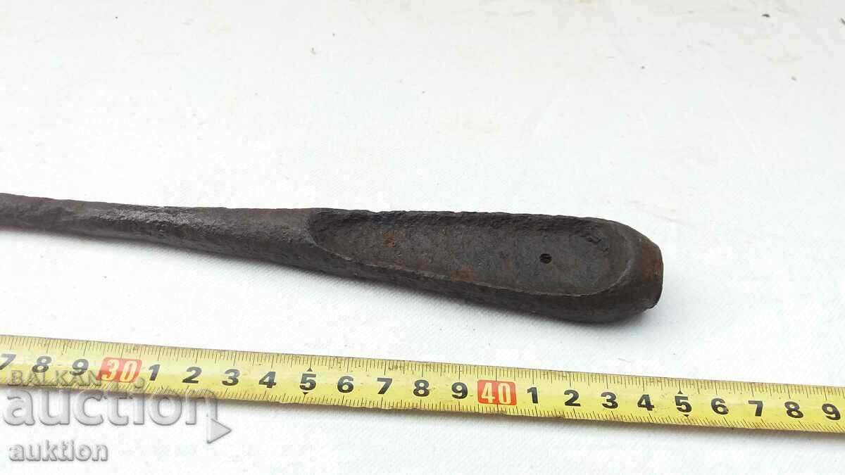 Auction MASSIVE MILITARY SCREWDRIVER Auction MASSIVE MILITARY SCREWDRIVER