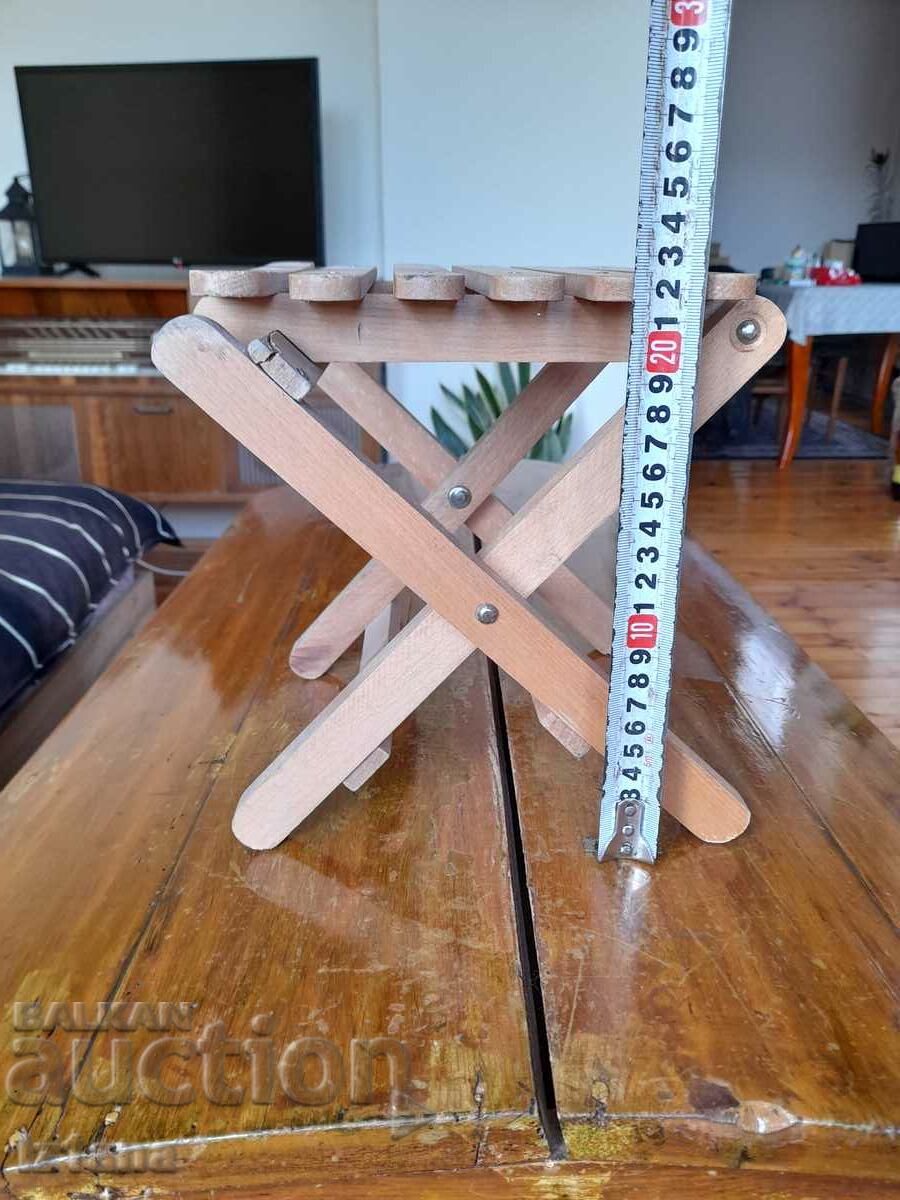 Delivery of Old children's folding chair, chair Delivery of Old children's folding chair, chair