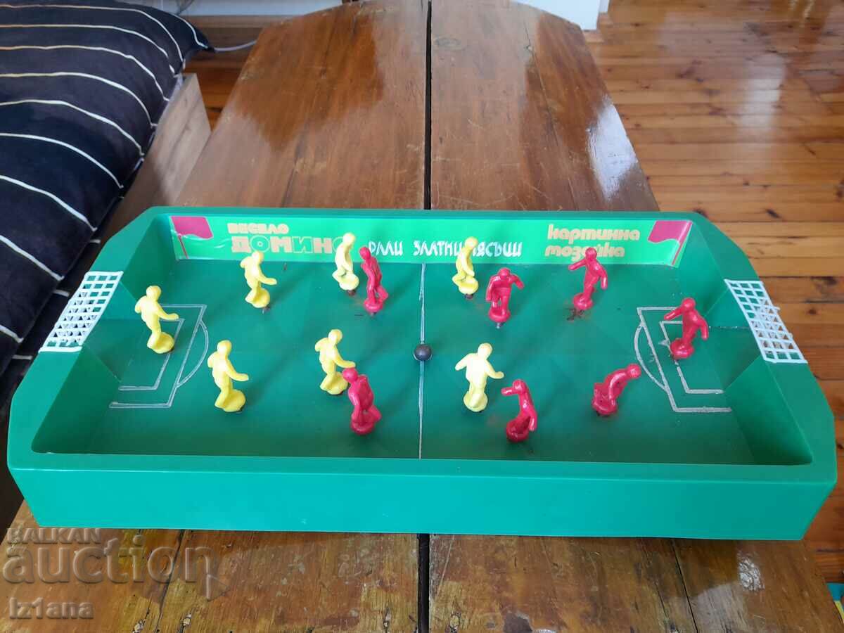 Δημοπρασία Παλιά παιδιά παίζουν ποδόσφαιρο