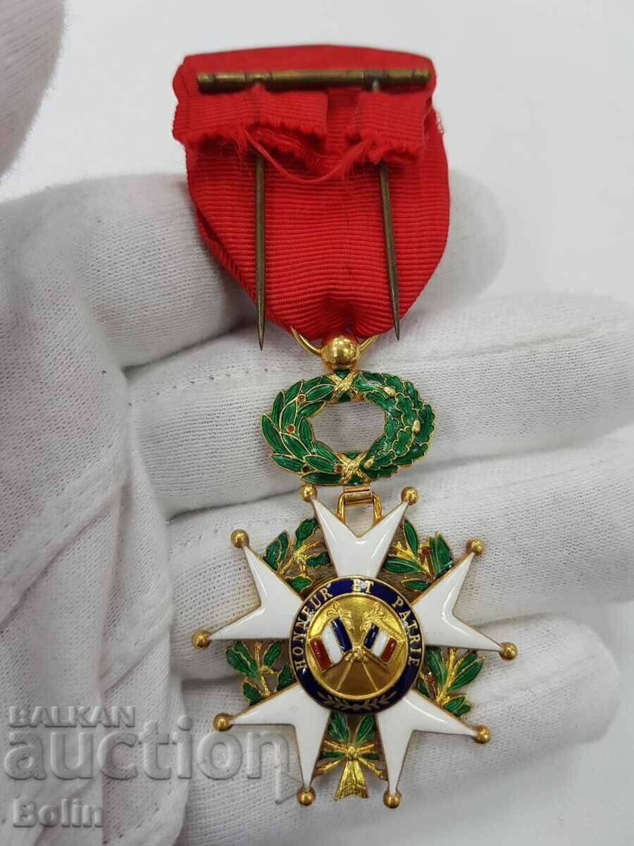 Licitație Ordin de aur foarte rar al Legiunii Franceze de 18k Licitație Ordin de aur foarte rar al Legiunii Franceze de 18k
