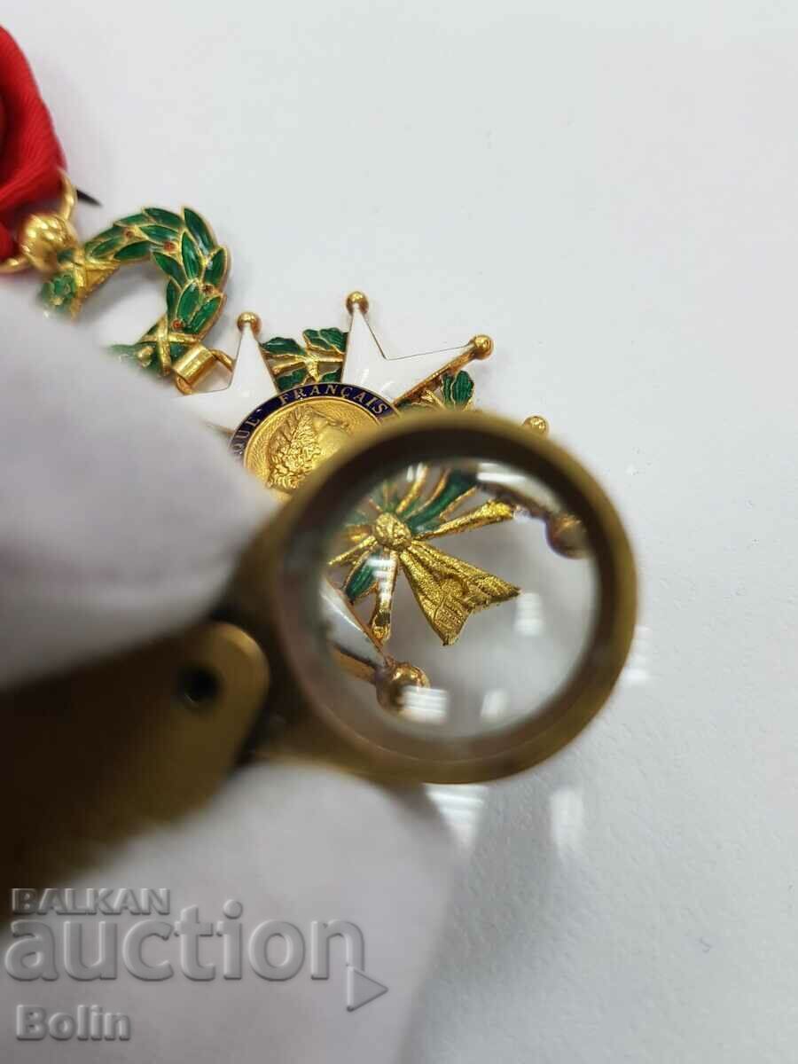 Livrarea Ordin de aur foarte rar al Legiunii Franceze de 18k Livrarea Ordin de aur foarte rar al Legiunii Franceze de 18k