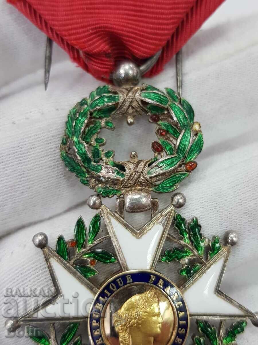 Auction A rare and beautiful issue of the Order of the Legion of Honor Auction A rare and beautiful issue of the Order of the Legion of Honor