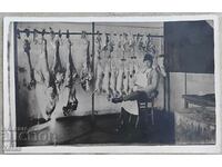 Fotografie veche abator, magazin de carne anii 1920