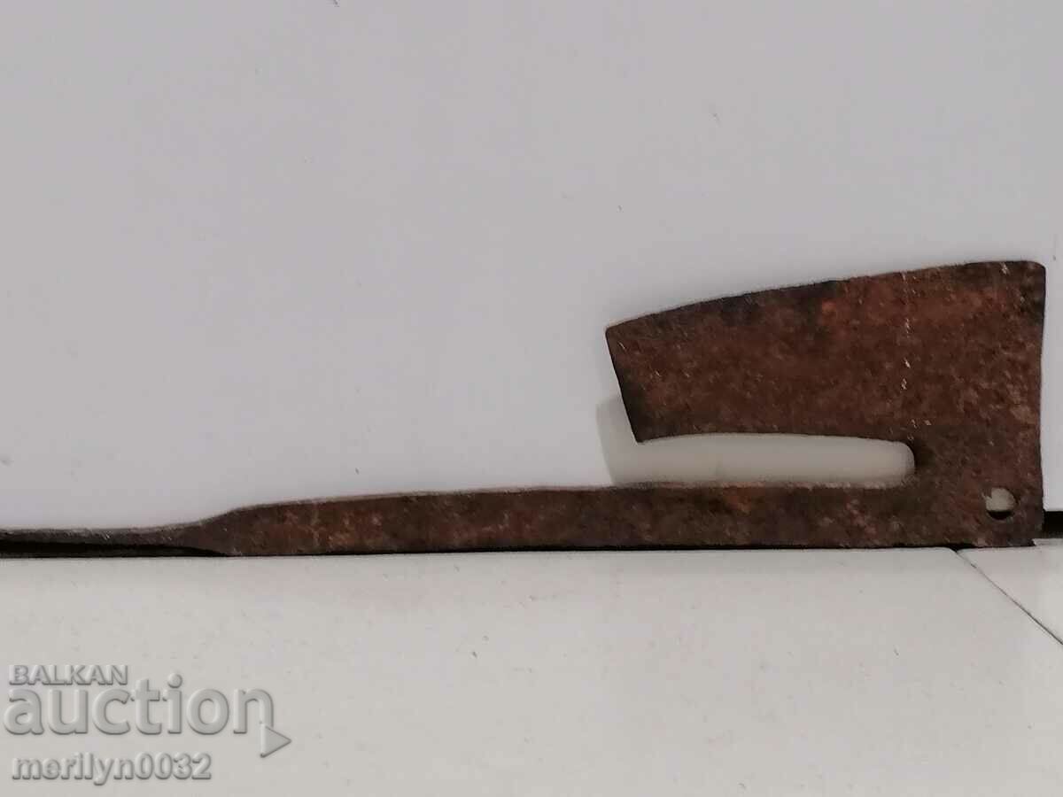 Old satyr hatchet without sap satyr axe with price 49.00 BGN | € 25.05