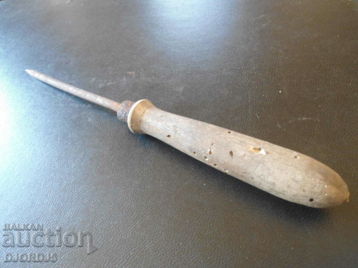 Auction Old tool Auction Old tool