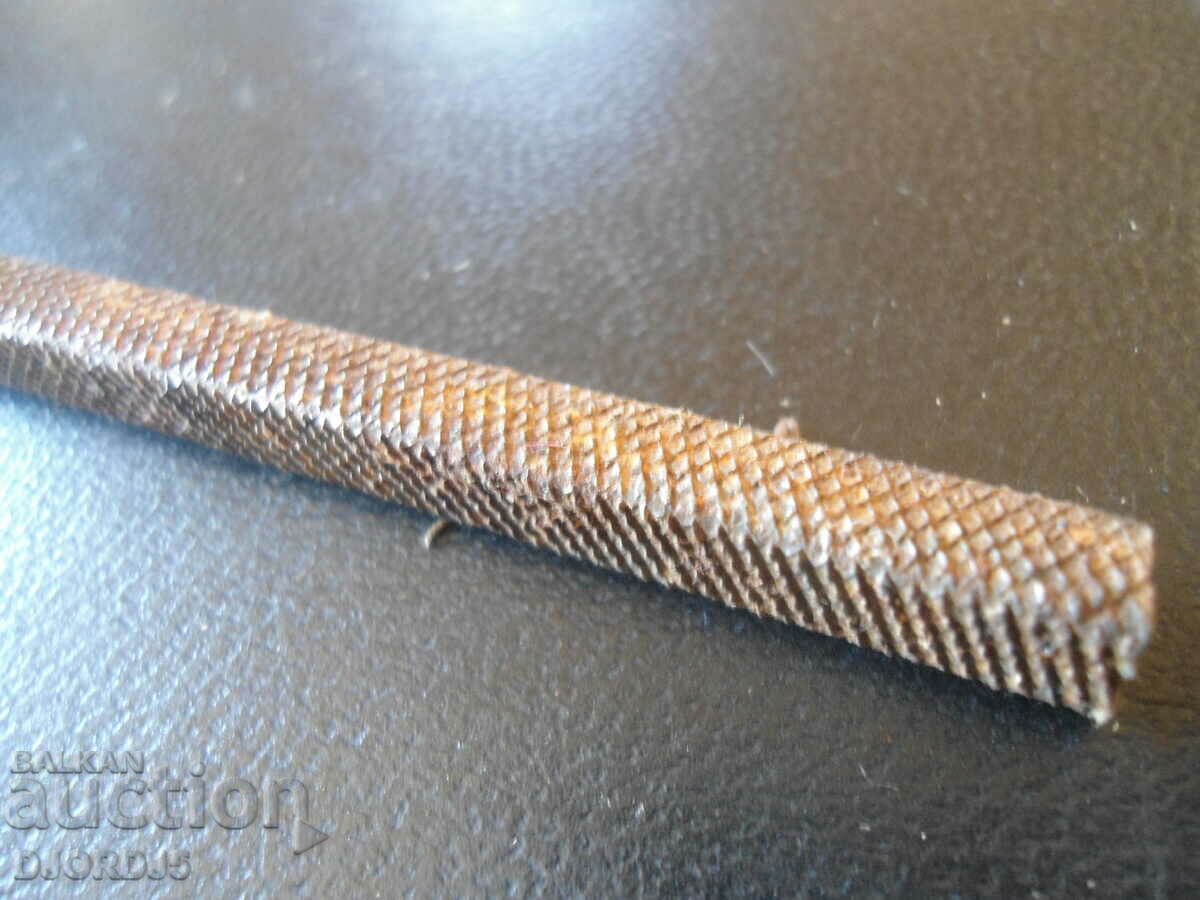 Old square iron file with price 3.00 BGN | € 1.53 Old square iron file with price 3.00 BGN | € 1.53