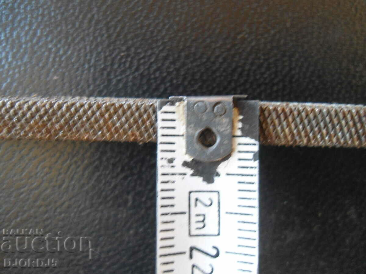 Delivery of Old square iron file Delivery of Old square iron file