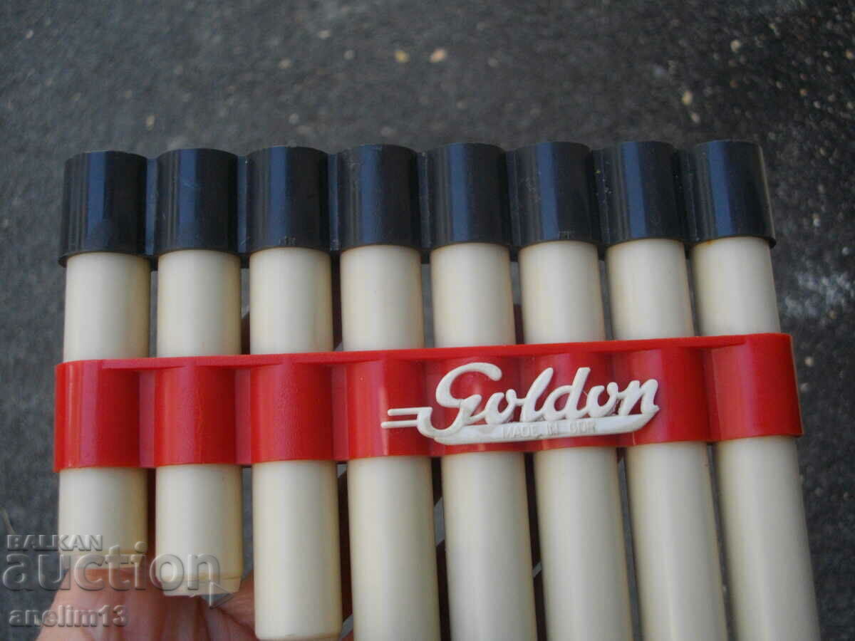 GOLDON GDR JUCĂRIE MUZICALĂ VECHE cu preț € 10.00 | 19.56 BGN