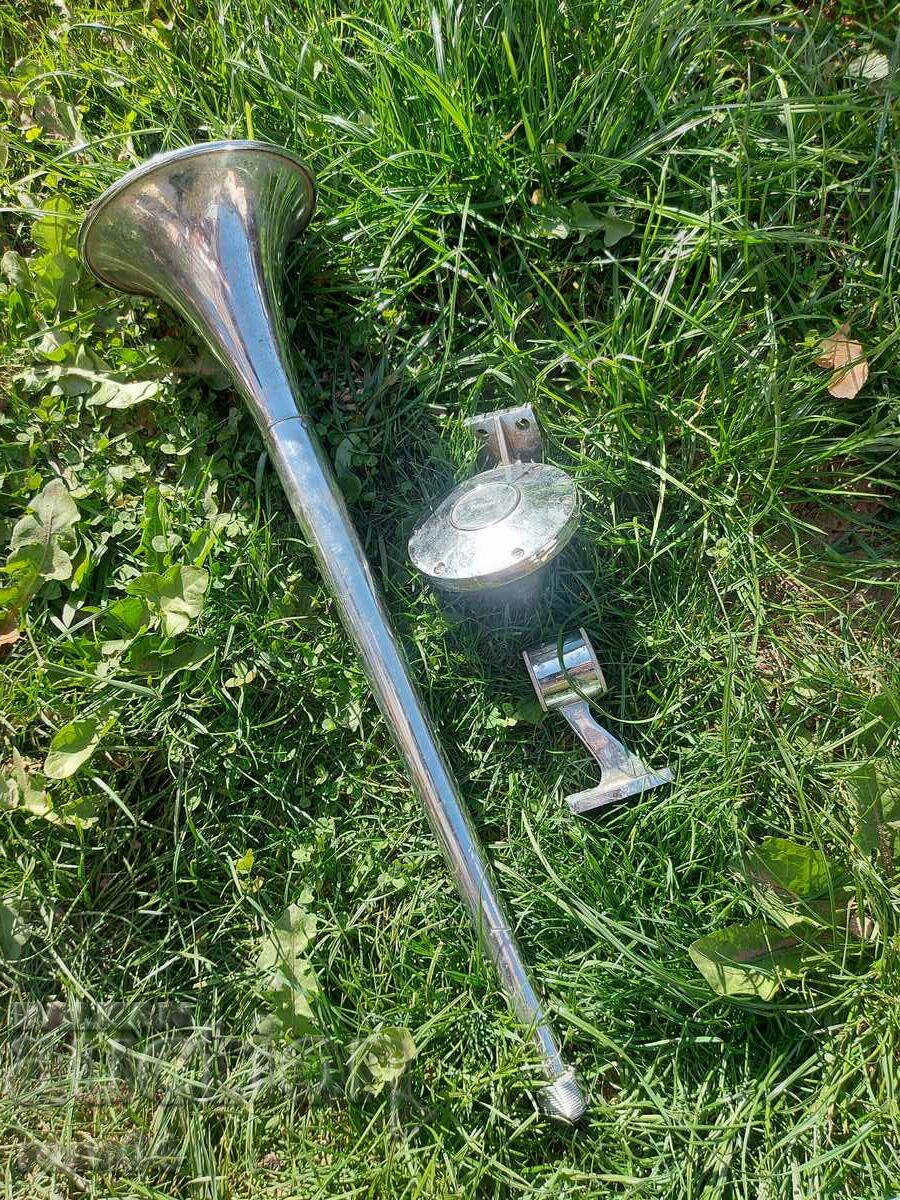 TROMB - HUGE with price 67.50 BGN | € 34.51 TROMB - HUGE with price 67.50 BGN | € 34.51