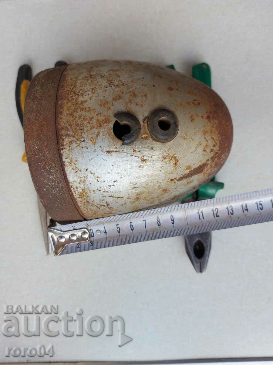 RIGA 13 - LIGHTHOUSE - KILOMETER - 5 RIGA 13 - LIGHTHOUSE - KILOMETER - 5