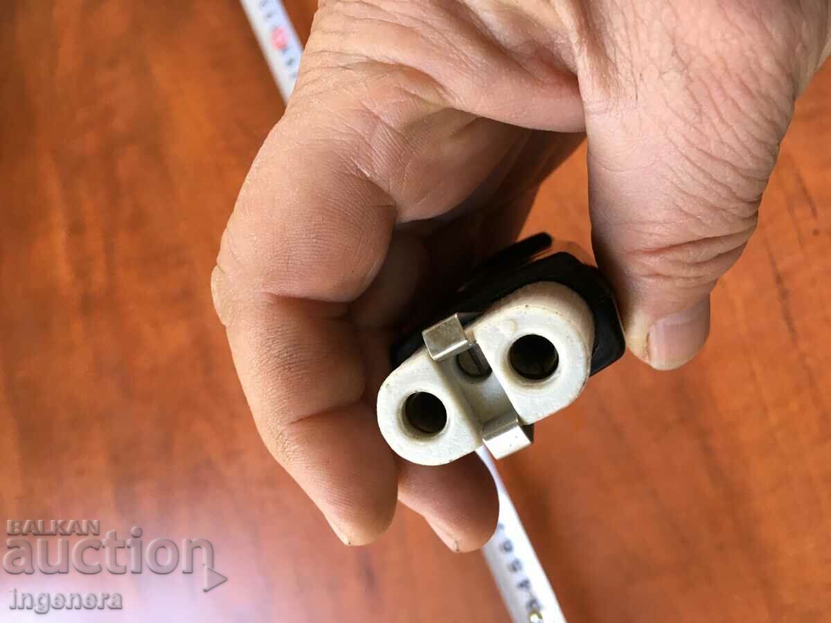 Auction PLUG RETRO Auction PLUG RETRO