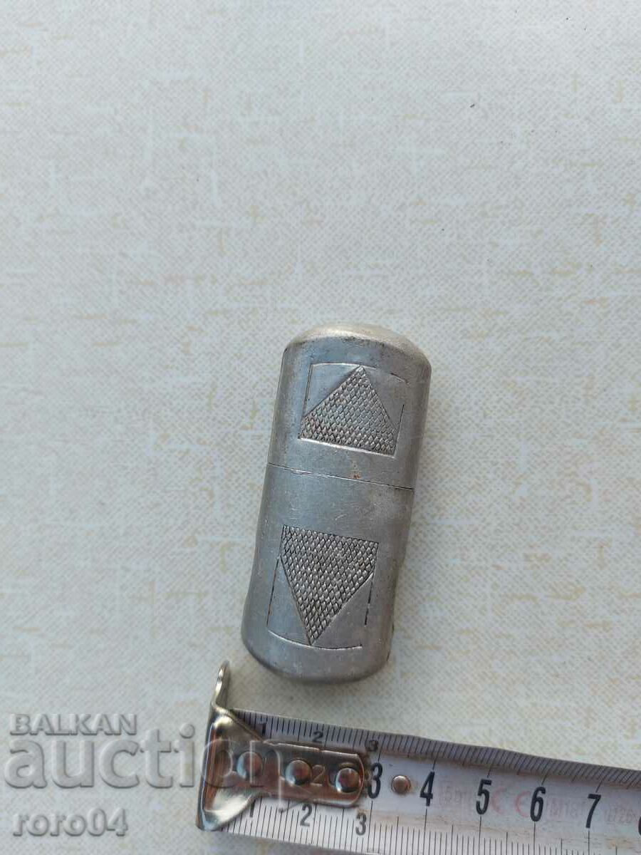 LIGHTER - PETROL - 7