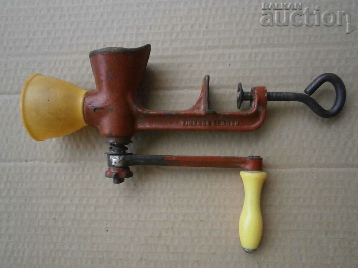 Auction retro cast iron mill grinder for walnuts vintage Auction retro cast iron mill grinder for walnuts vintage