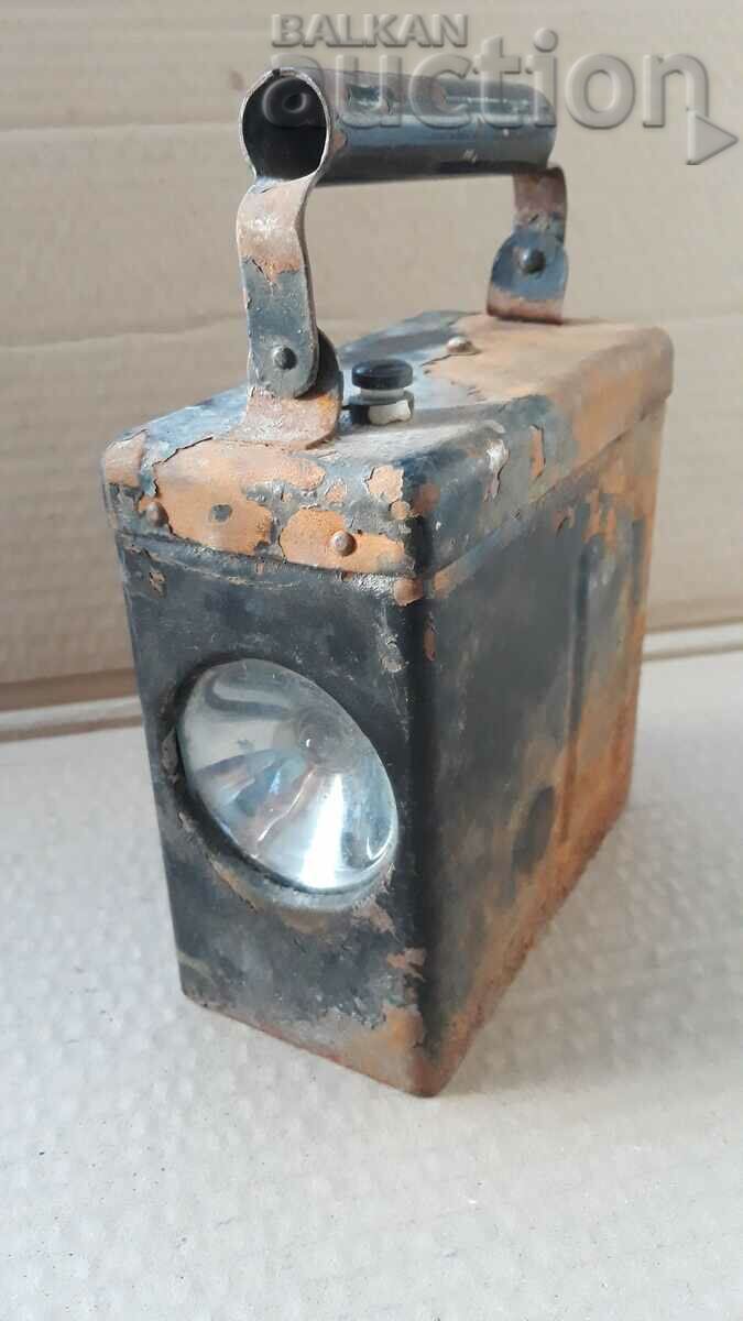 Vintage 1940s WW2 WWII Lantern Searchlight Flashlight
