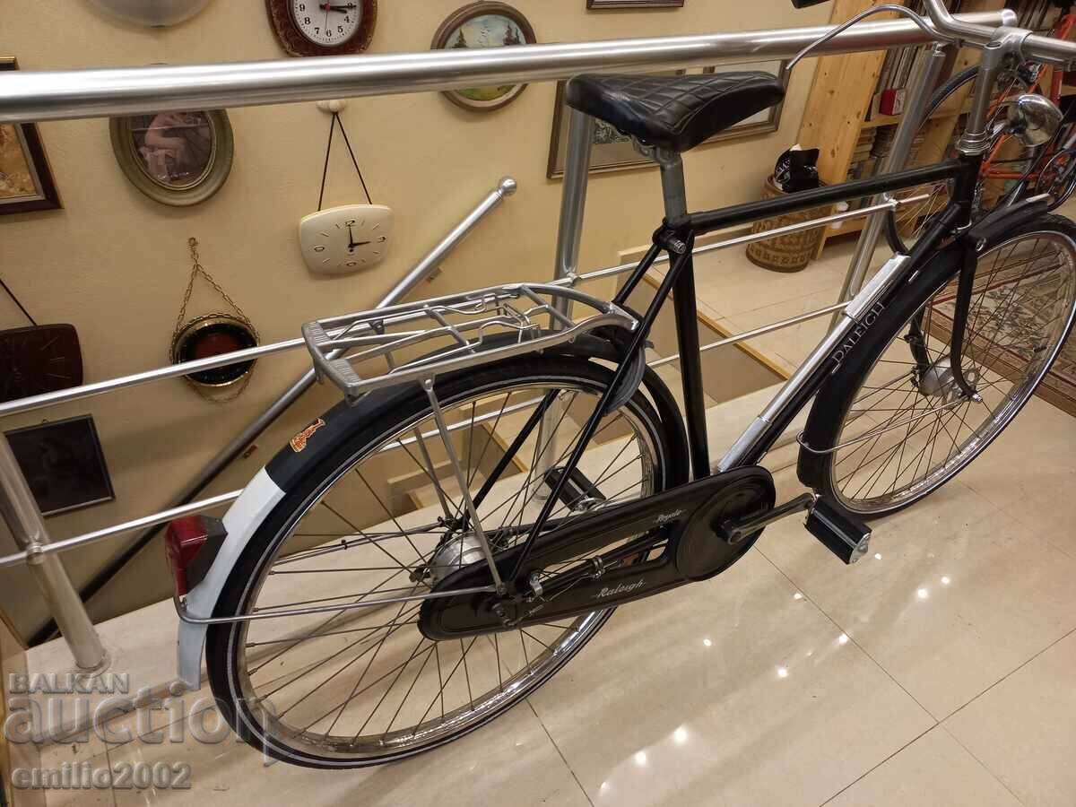 Ralegh Royal Roadster Collector's Bike with price 999.00 BGN | € 510.78 Ralegh Royal Roadster Collector's Bike with price 999.00 BGN | € 510.78