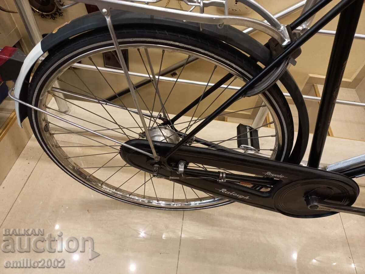 Ralegh Royal Roadster Collector's Bike - 7 Ralegh Royal Roadster Collector's Bike - 7