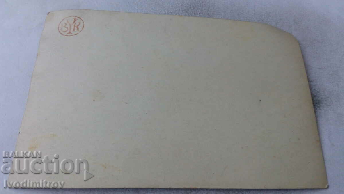 Photo Young men and women in vintage swimsuits on a stone in the sea with price 3.45 BGN | € 1.76 Photo Young men and women in vintage swimsuits on a stone in the sea with price 3.45 BGN | € 1.76