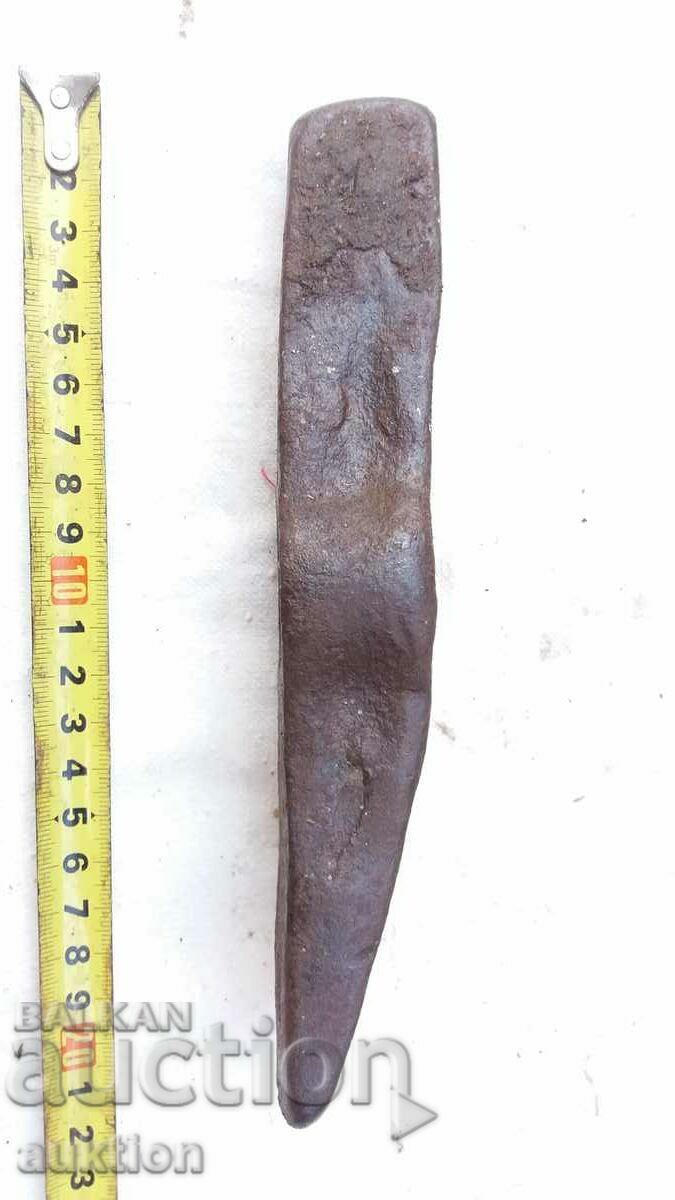 Delivery of OLD CRAFTSMAN'S HAMMER, TOOL Delivery of OLD CRAFTSMAN'S HAMMER, TOOL