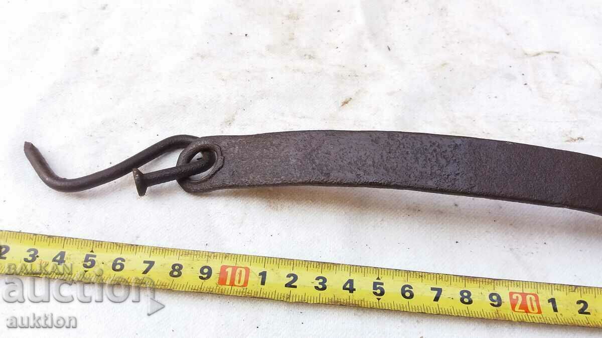 Auction FORGED LATCH, LOCK - CRANE Auction FORGED LATCH, LOCK - CRANE
