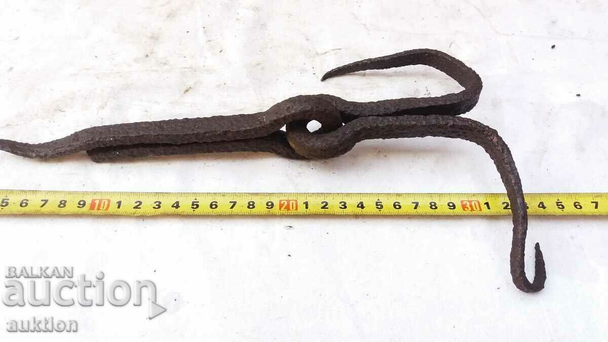 Delivery of FORGED RENAISSANCE DOOR HINGES - CRANE Delivery of FORGED RENAISSANCE DOOR HINGES - CRANE