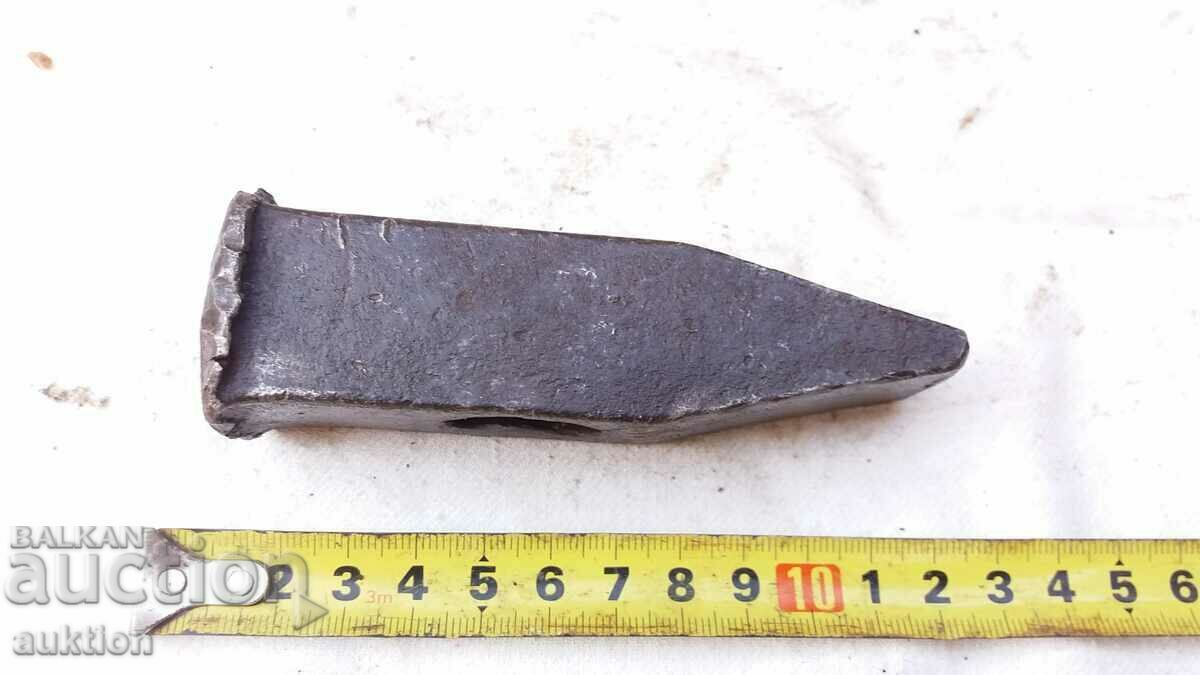 Auction SOC. STEEL HAMMER - 1 KG. Auction SOC. STEEL HAMMER - 1 KG.