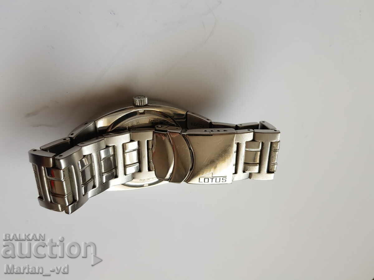 Delivery of Men's watch lotus 15371 quartz