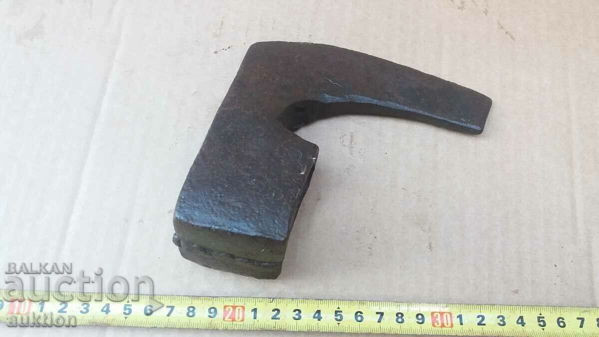 OLD SOC. A STEEL AX - 6 OLD SOC. A STEEL AX - 6
