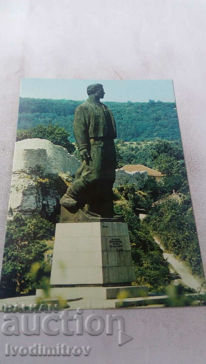 Postcard Lovech Monument to Vasil Levski 1989