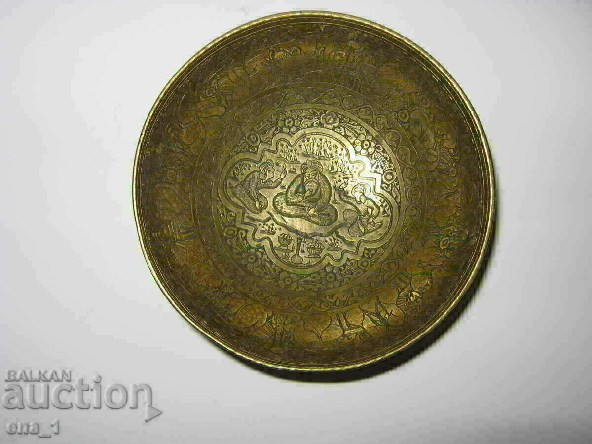 Рядка персийска/ислямска/арабска бронзова купа за вода - 5 Рядка персийска/ислямска/арабска бронзова купа за вода - 5