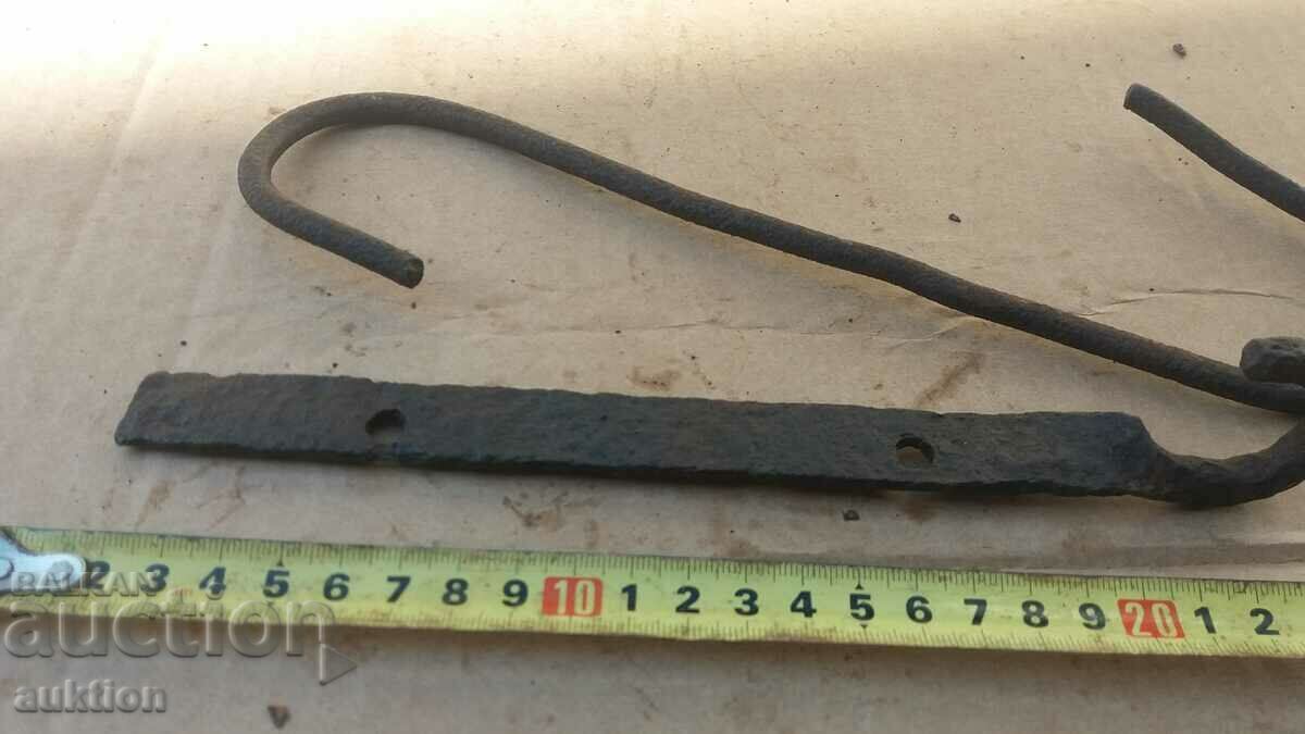 Auction 2 NUMBERS OF OLD HOOKS Auction 2 NUMBERS OF OLD HOOKS
