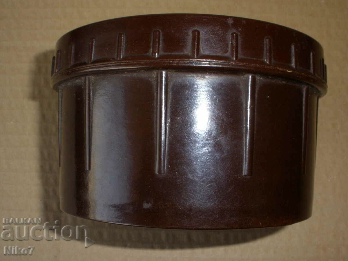 Παλιό κουτί βακελίτη. με τιμή 22.99 BGN | € 11.75 Παλιό κουτί βακελίτη. με τιμή 22.99 BGN | € 11.75