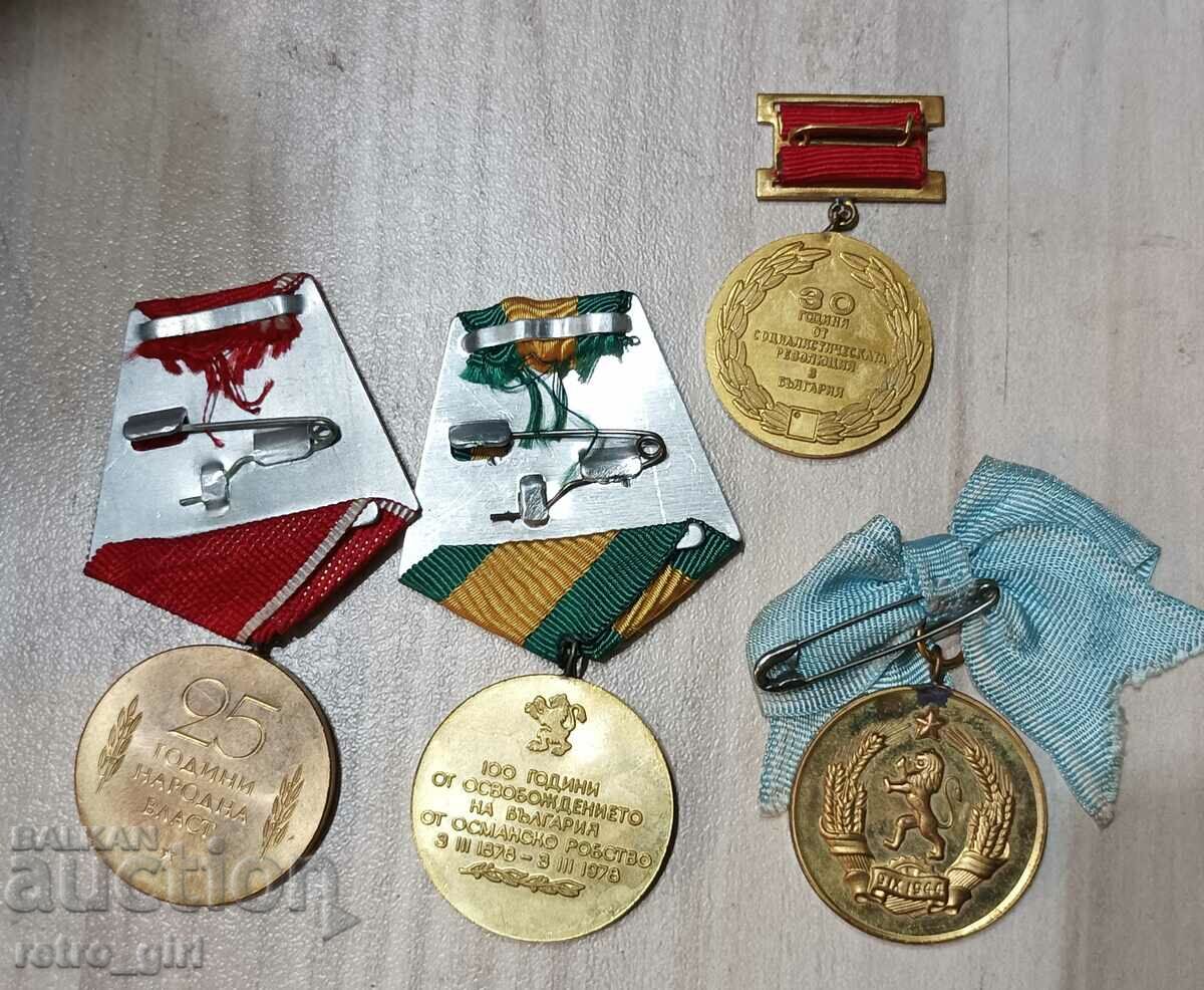 I sell a lot of medals. with price 14.90 BGN | € 7.62