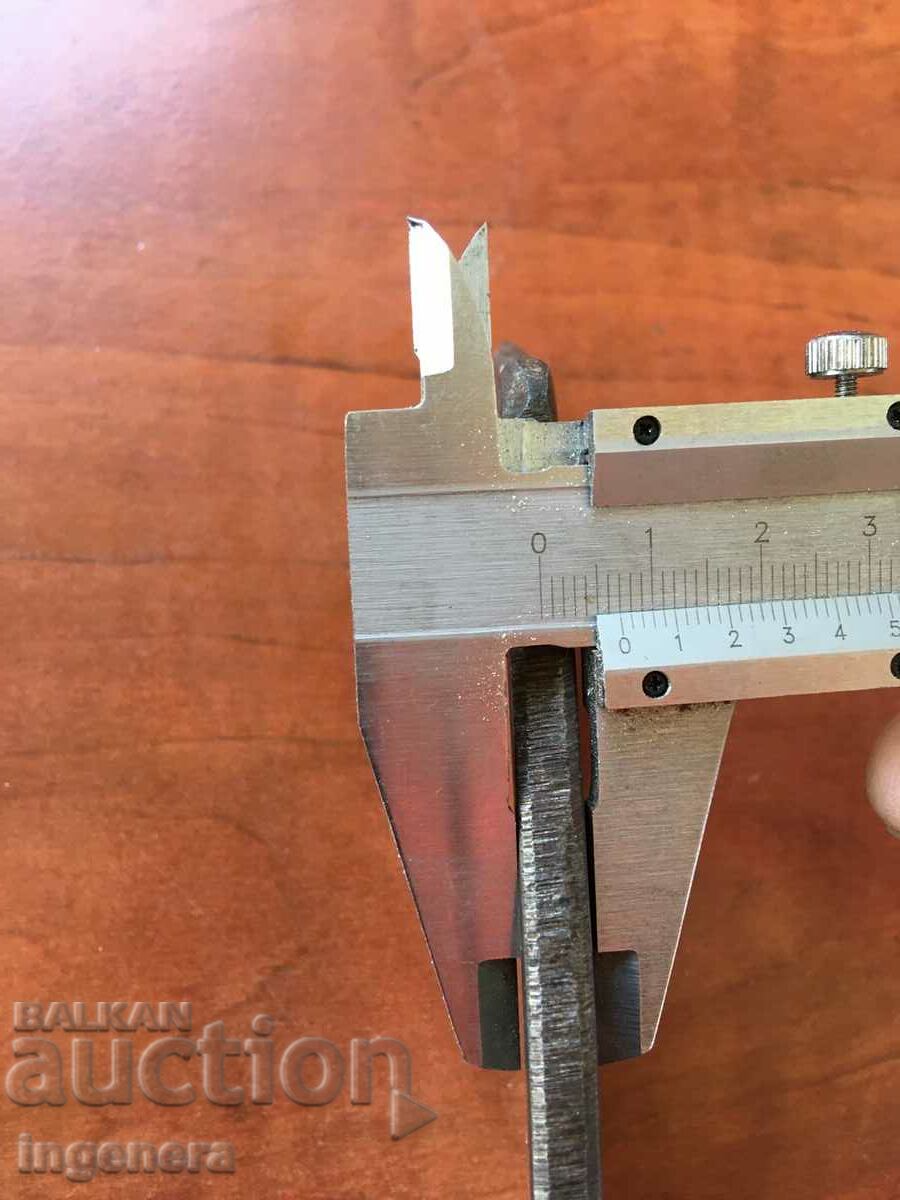 Auction  SUTTER BLADE FORGED TOOL ANCIENT