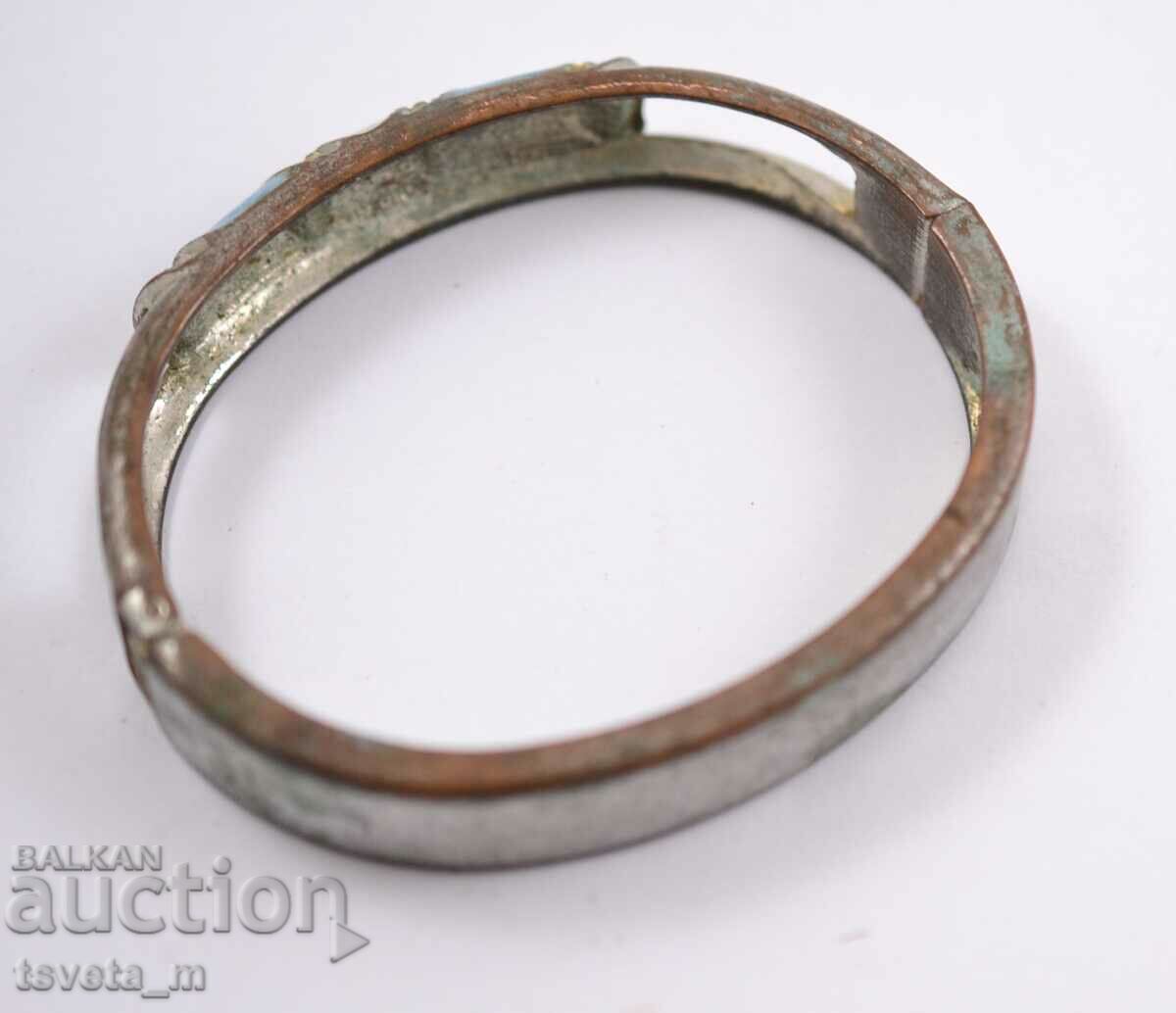 Дамска гривна с емайл с цена 4.00 лв. | € 2.05 Дамска гривна с емайл с цена 4.00 лв. | € 2.05